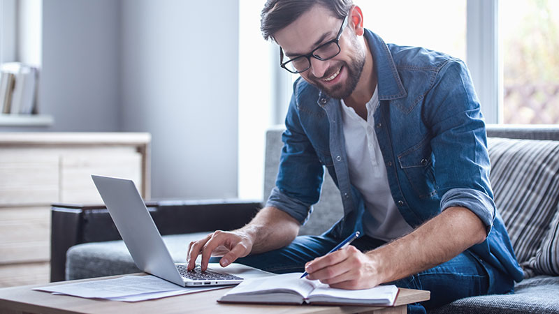 Cómo inscribirte a un curso de actualización profesional en Uruguay