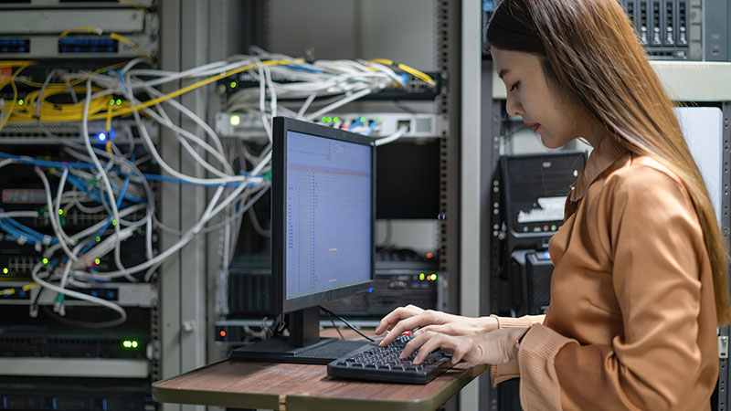 Beca para mujeres que deseen estudiar Ingeniería Eléctrica, Ingeniería en Electrónica e Ingeniería en Telecomunicaciones en Uruguay