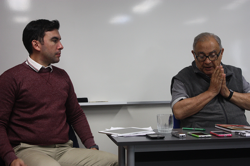 Juan Pablo Mosteiro y César di Candia durante la clase. Foto: @Comunicacion_ORT